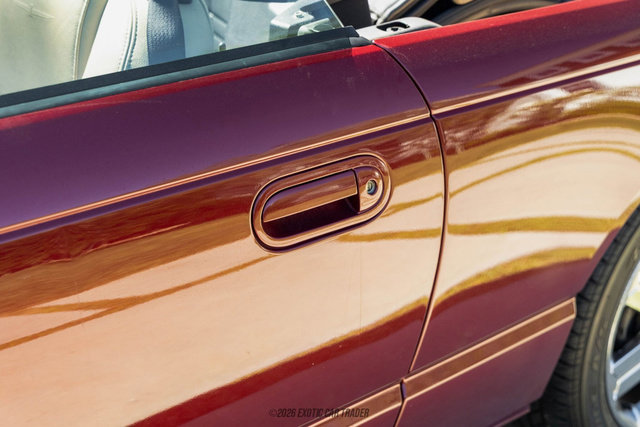 Used 2004 Ford Thunderbird Deluxe image 91