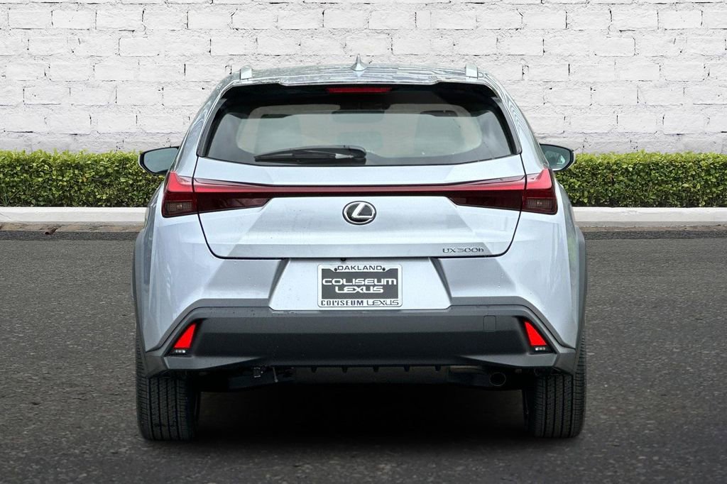 New 2026 Lexus UX 300h FWD image 5