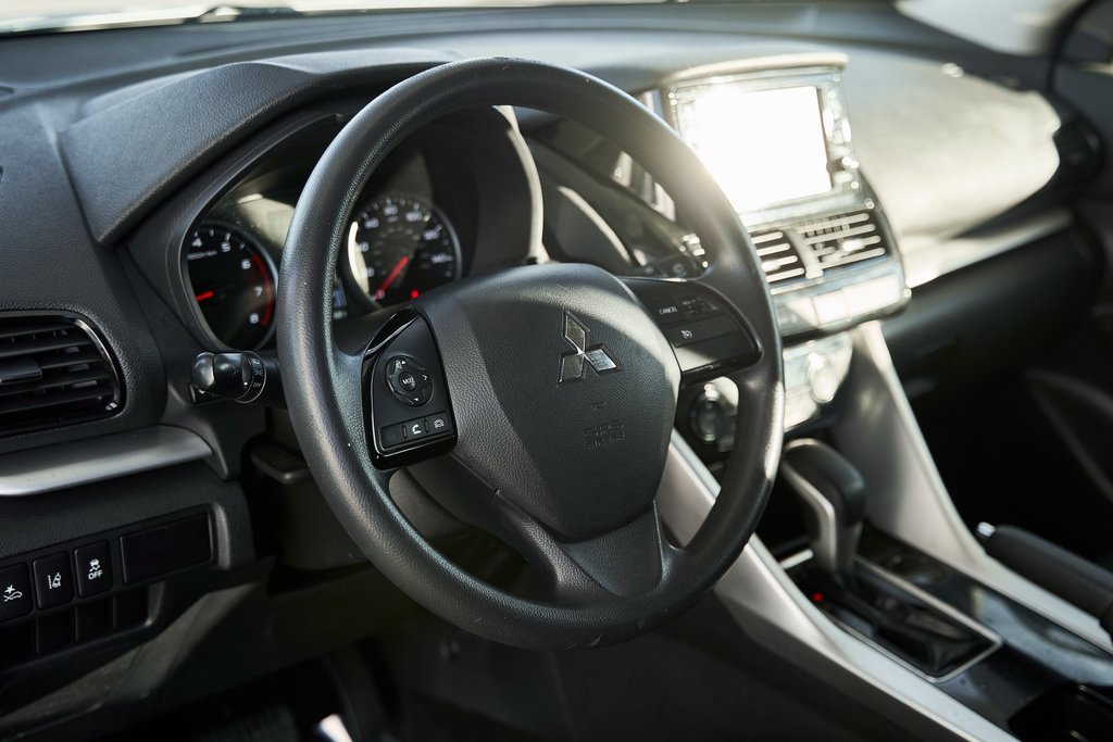 Used 2022 Mitsubishi Eclipse Cross ES image 23