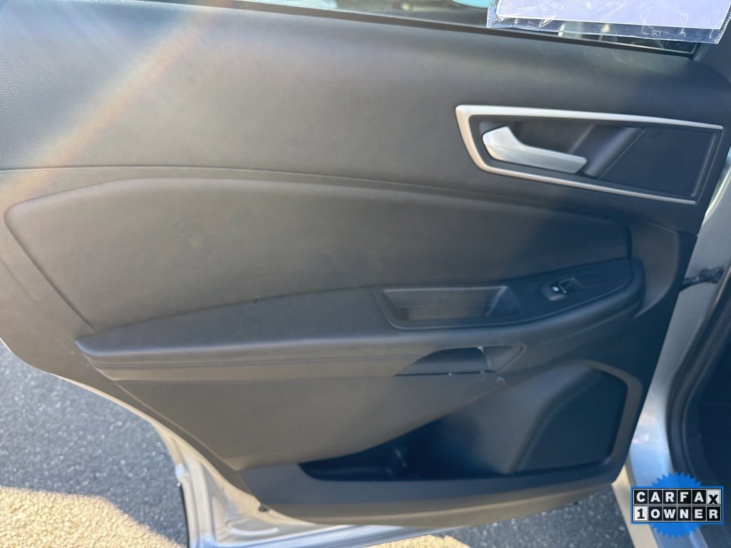 Used 2024 Ford Edge SEL image 36