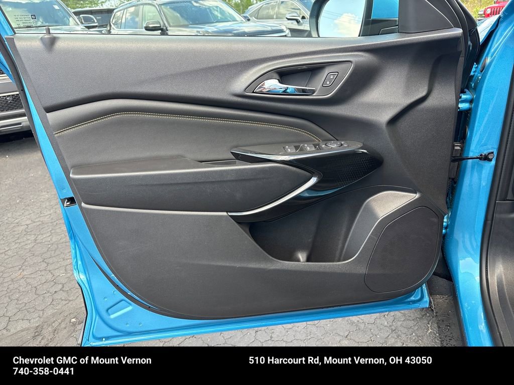 New 2026 Chevrolet Trax LT FWD image 12