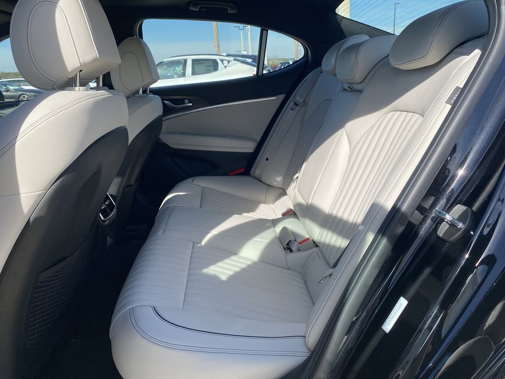 New 2025 Genesis G70 2.5T w/ Sport Prestige Package AWD/4WD image 15
