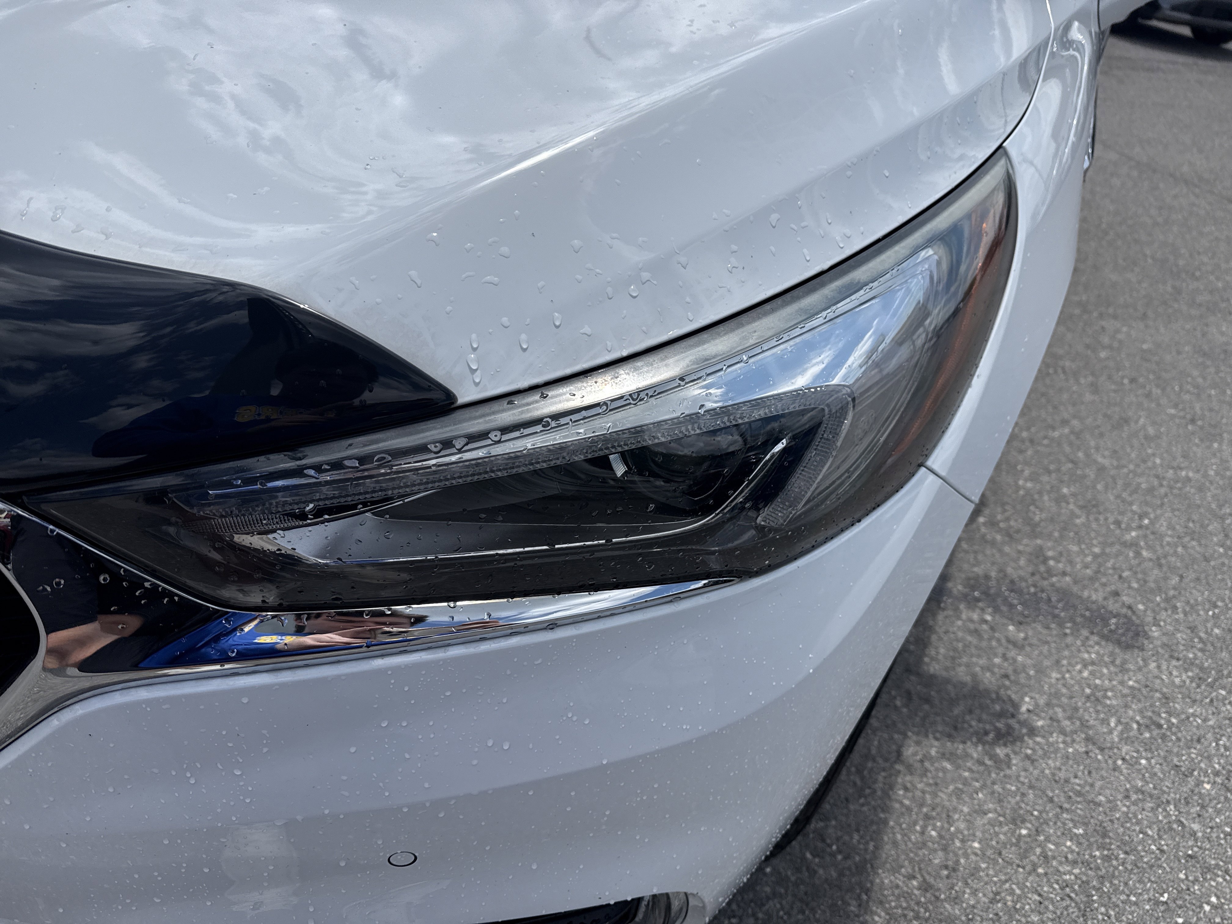 Used 2018 Buick Enclave Premium AWD/4WD image 10