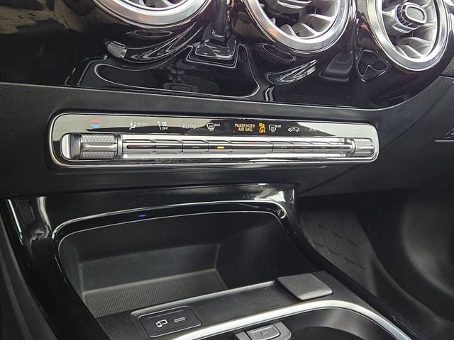 Used 2023 Mercedes-Benz CLA 250 4MATIC image 15