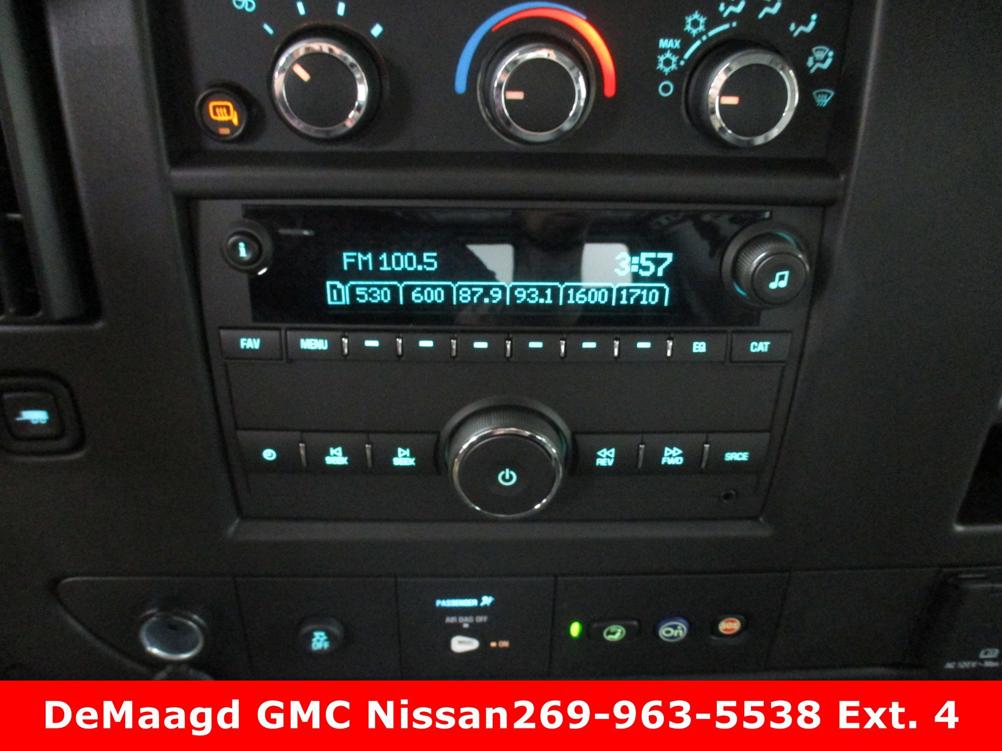 New 2025 GMC Savana 3500 image 23