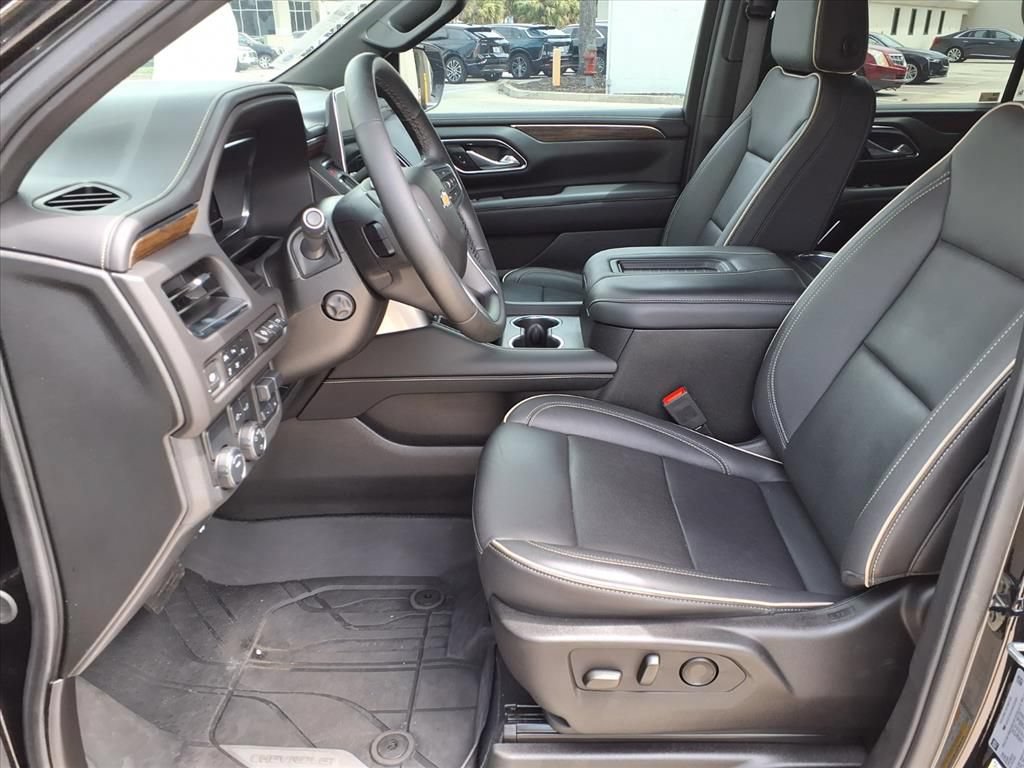 Used 2024 Chevrolet Tahoe Premier RWD image 19