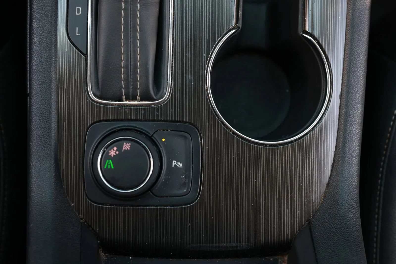 Used 2019 GMC Acadia SLT FWD image 33