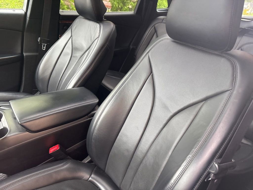 Used 2019 Lincoln Nautilus Reserve image 12