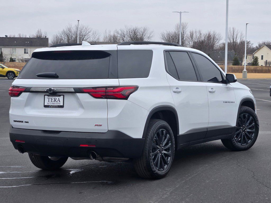 Used 2022 Chevrolet Traverse RS w/ LPO, Floor Liner Package AWD/4WD image 14