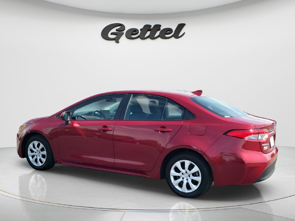 Used 2025 Toyota Corolla LE FWD image 7