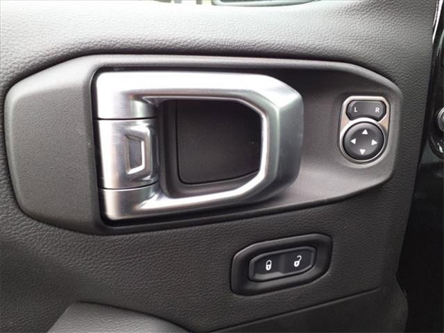 New 2023 Jeep Wrangler Unlimited Rubicon 4xe w/ Cold Weather Group image 19