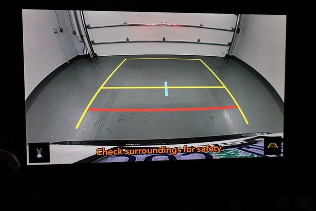 Used 2025 Toyota RAV4 XLE image 25