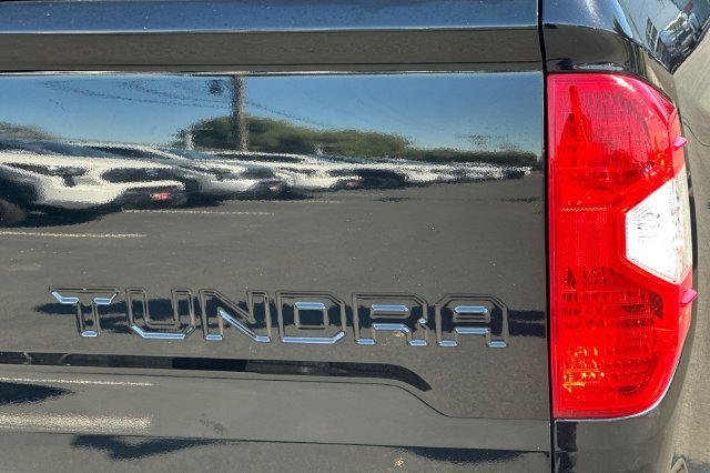 Certified 2018 Toyota Tundra Limited w/ Limited Premium Package AWD/4WD image 30
