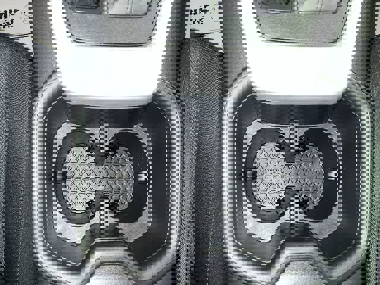 Used 2025 Toyota RAV4 XLE image 21