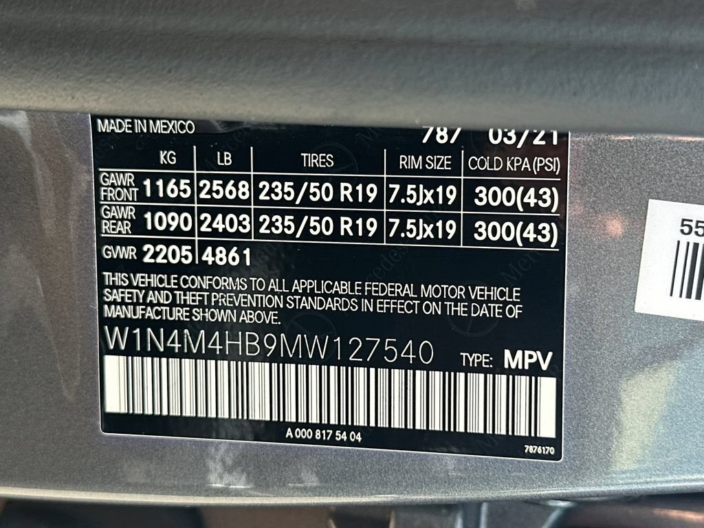 Used 2021 Mercedes-Benz GLB 250 4MATIC image 32