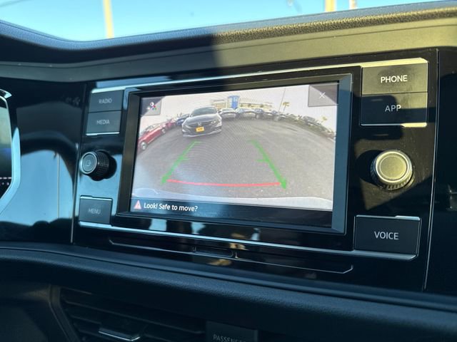 Used 2024 Volkswagen Jetta SE image 26