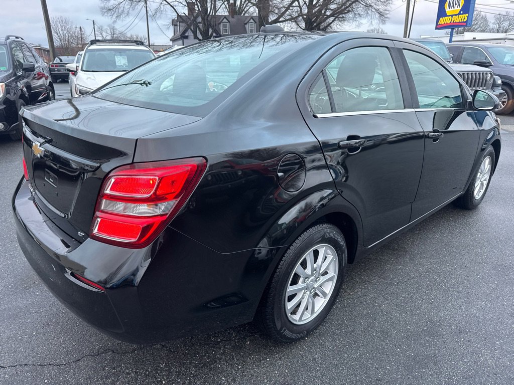 Used 2017 Chevrolet Sonic LT w/ Convenience Package image 5