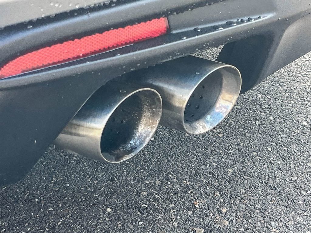 Used 2024 Chevrolet Camaro LT image 10