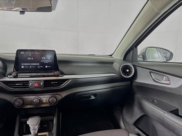 Used 2023 Kia Forte LXS w/ LXS Technology Package FWD image 21