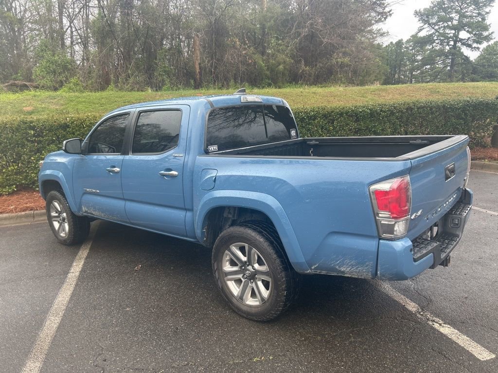Used 2019 Toyota Tacoma Limited image 27