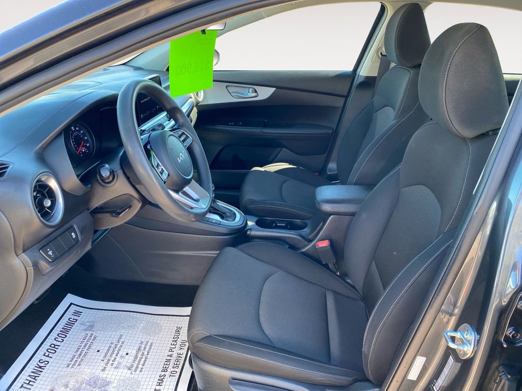 Used 2024 Kia Forte LXS FWD image 9