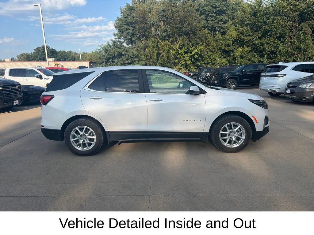 Used 2022 Chevrolet Equinox LT AWD/4WD image 7