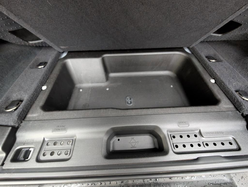 Used 2022 Jeep Wrangler Unlimited Willys image 41