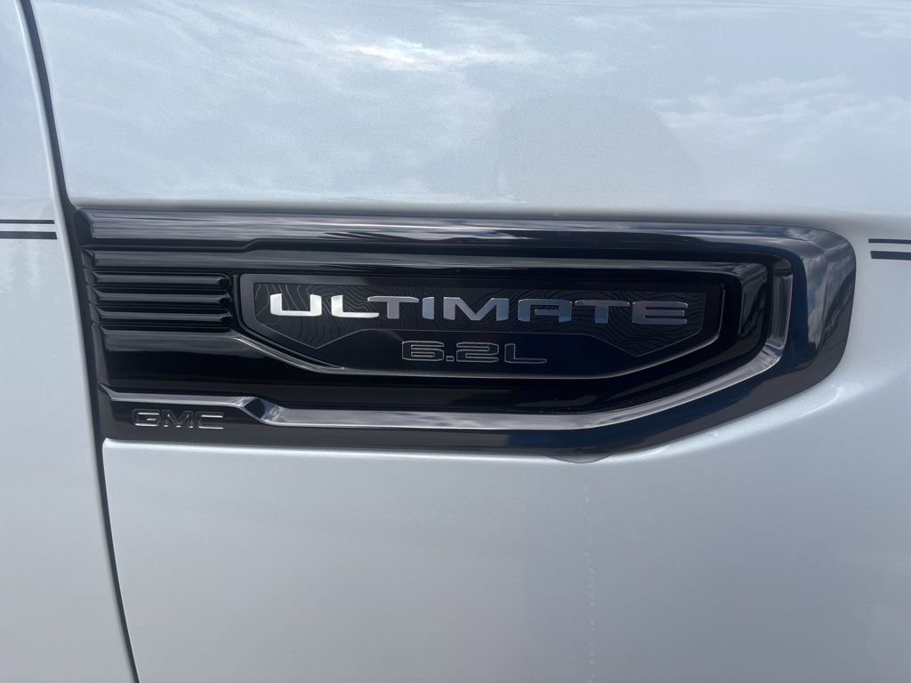 Certified 2023 GMC Sierra 1500 Denali Ultimate AWD/4WD image 4