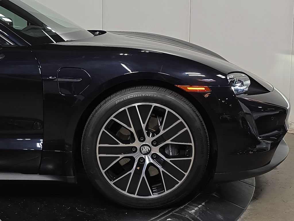 Certified 2024 Porsche Taycan RWD image 11