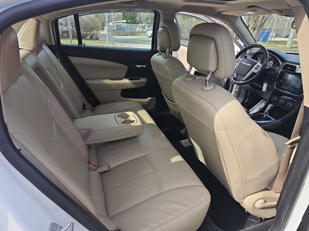 Used 2012 Chrysler 200 Limited image 13