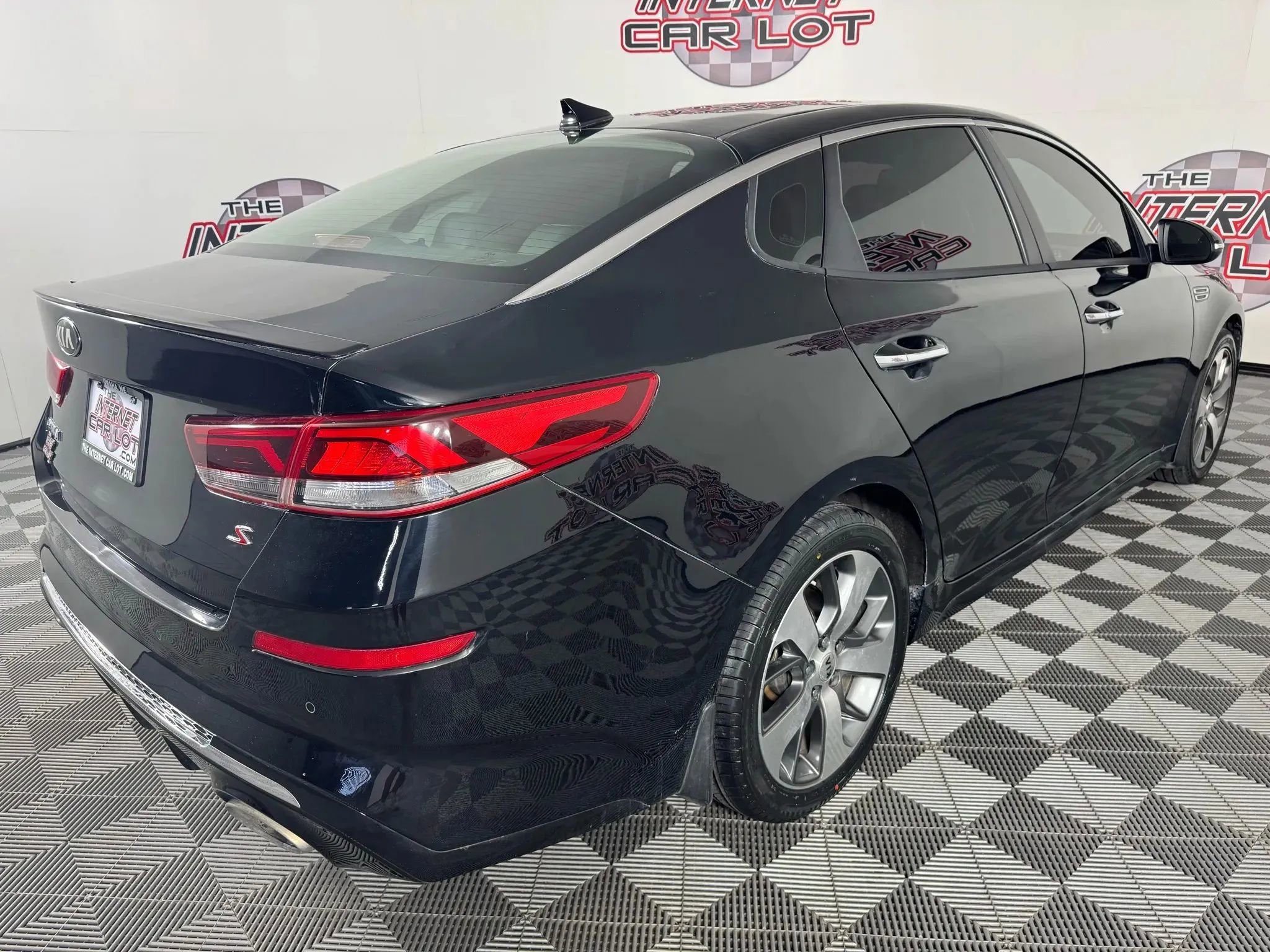 Used 2019 Kia Optima S FWD image 27