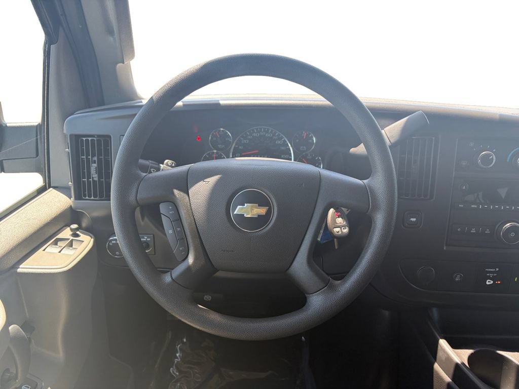 Certified 2025 Chevrolet Express 3500 LT w/ LT Preferred Equipment Group RWD image 13