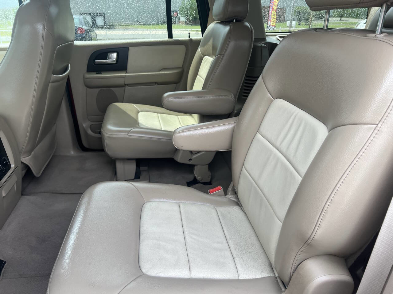 Used 2004 Ford Expedition Eddie Bauer image 7