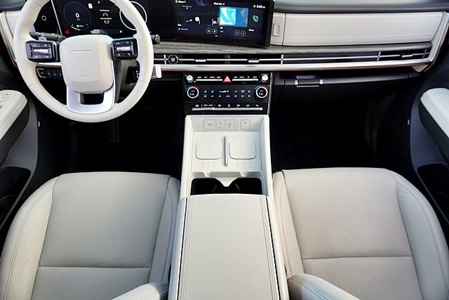 Certified 2024 Hyundai Santa Fe Limited image 23