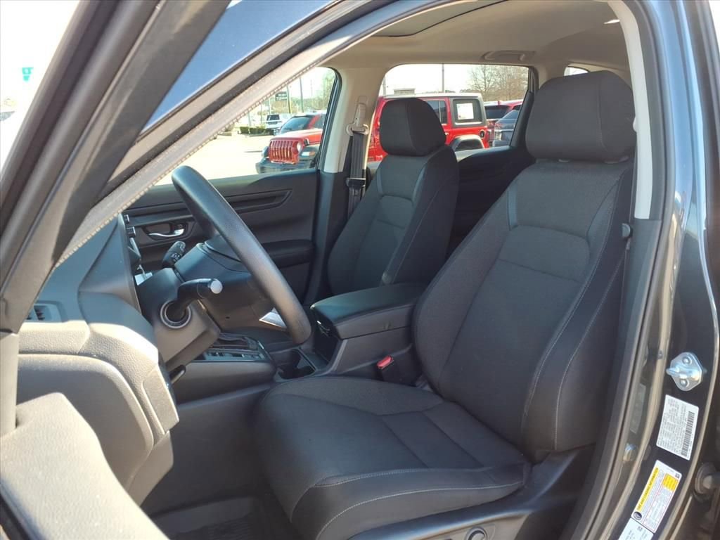 Used 2023 Honda CR-V EX image 4