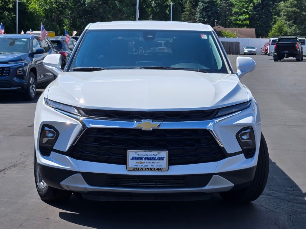 Certified 2025 Chevrolet Blazer LT FWD image 4