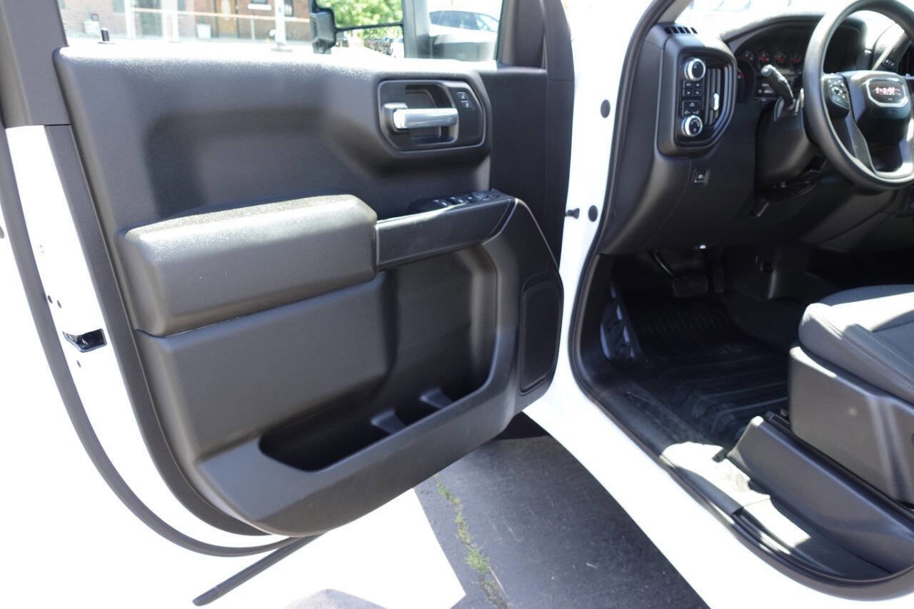 Used 2023 GMC Sierra 1500 Pro w/ Convenience Package AWD/4WD image 15