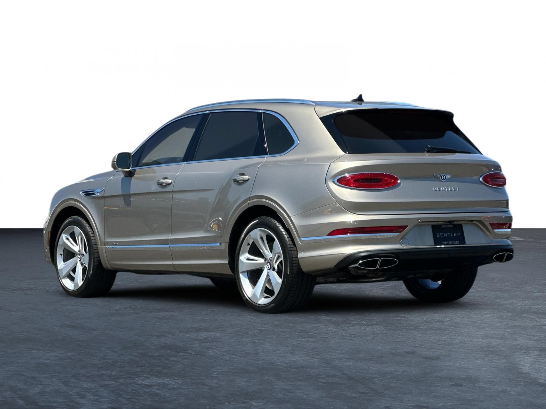 Certified 2023 Bentley Bentayga AWD/4WD image 3