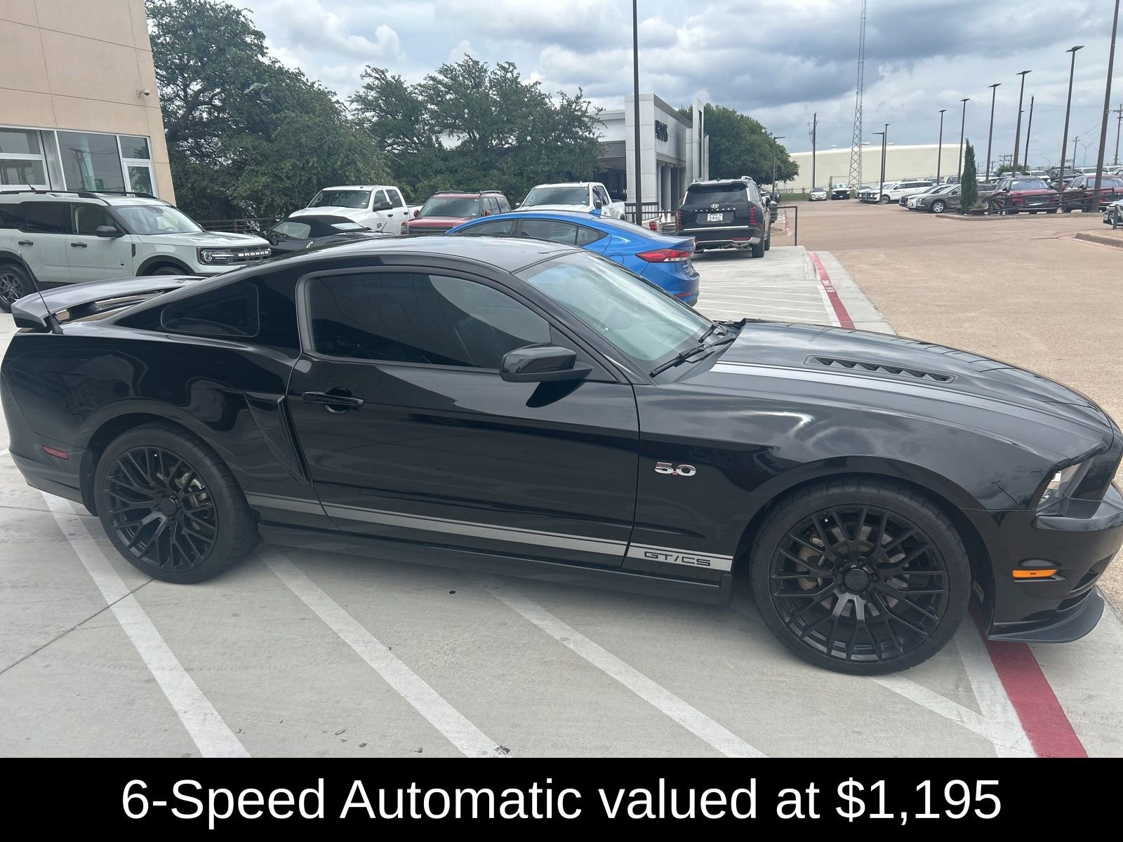 Used 2014 Ford Mustang GT Premium w/ Equipment Group 402A RWD image 4