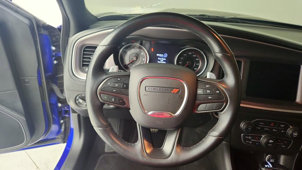 Used 2022 Dodge Charger R/T w/ Plus Group RWD image 18