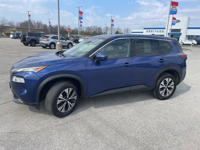 Used 2021 Nissan Rogue SV image 4