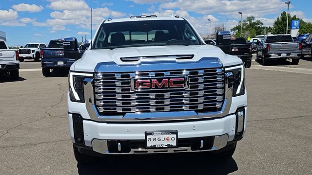 New 2026 GMC Sierra 2500 Denali w/ Denali Reserve Package AWD/4WD image 3