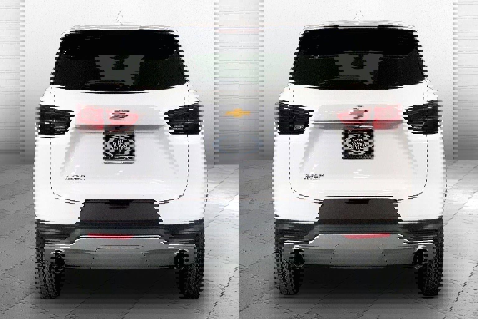 Used 2025 Chevrolet Blazer LT image 3