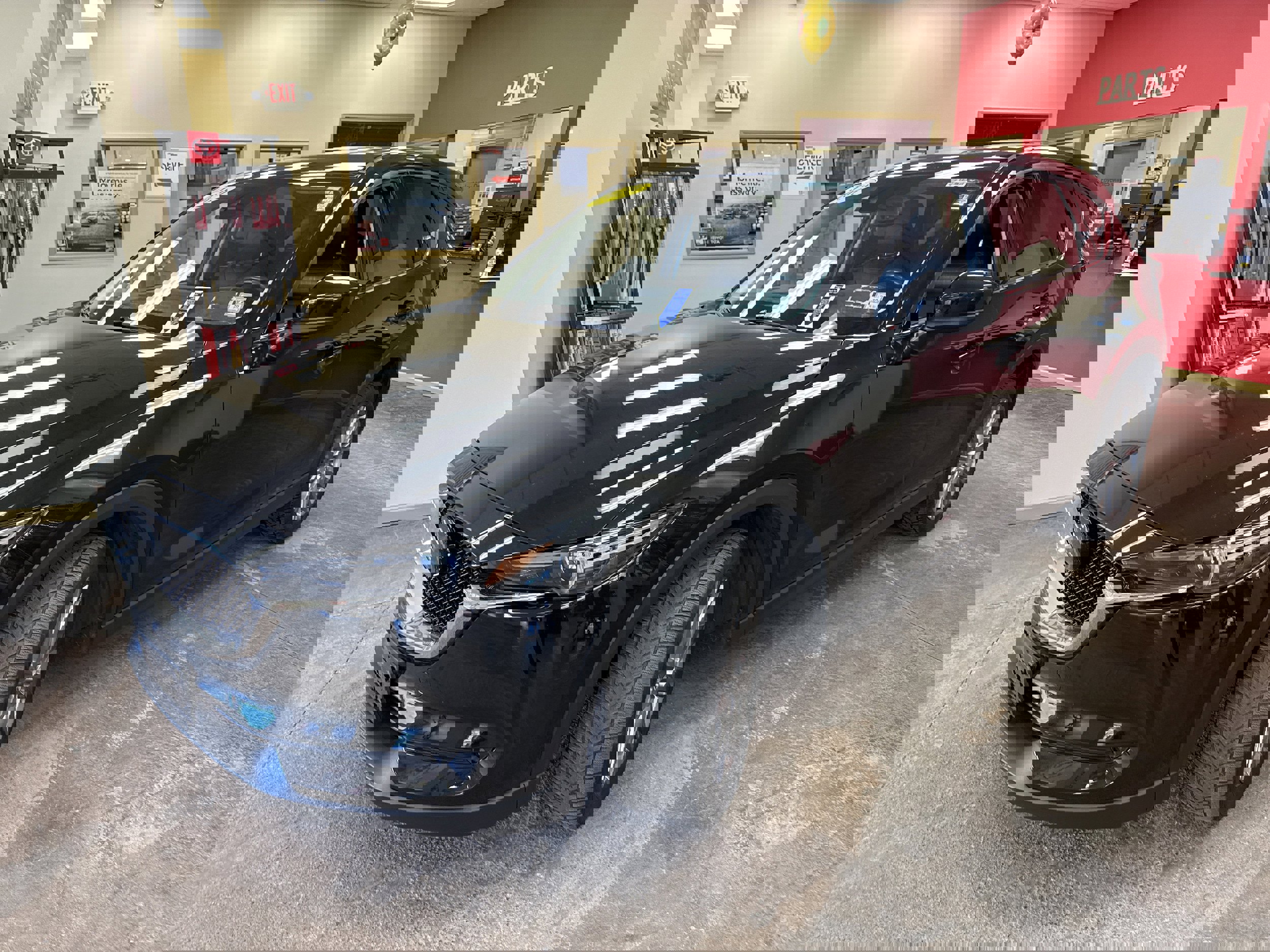 Used 2019 MAZDA CX-5 Grand Touring image 3