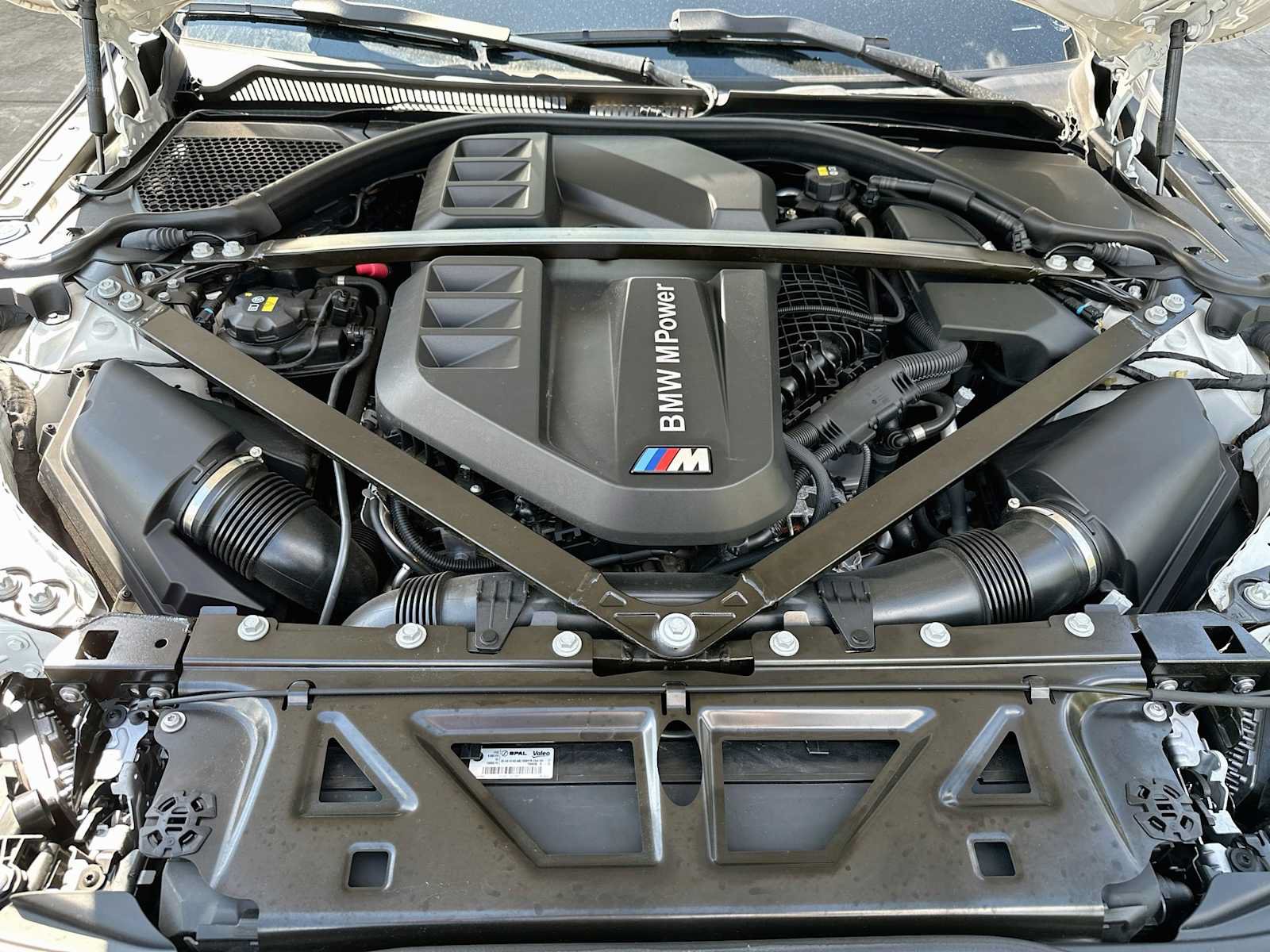 Used 2022 BMW M3 Competition w/ M Carbon Exterior Package AWD/4WD image 32