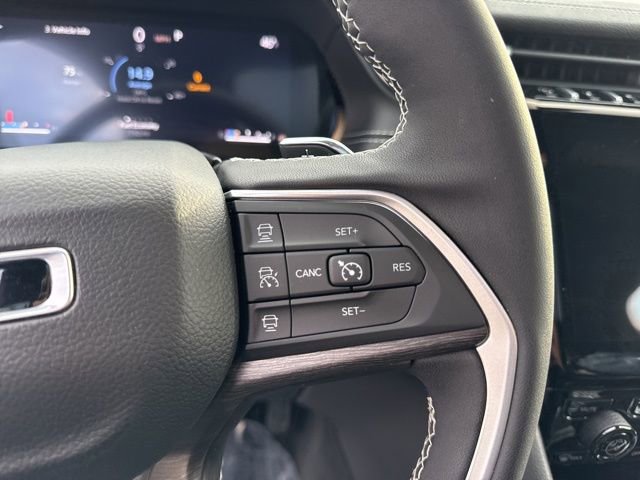 Used 2024 Jeep Grand Cherokee Limited w/ Luxury Tech Group II image 28