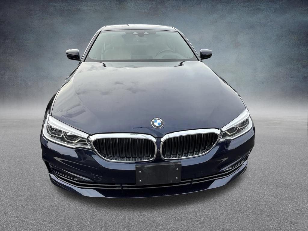 Used 2017 BMW 540i xDrive AWD/4WD image 2