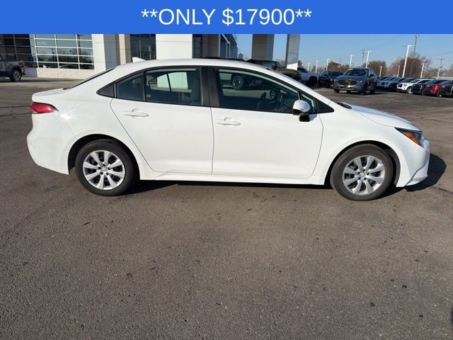Used 2024 Toyota Corolla LE image 13