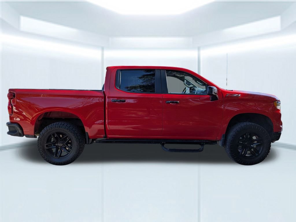 Used 2024 Chevrolet Silverado 1500 LT Trail Boss w/ Convenience Package II image 7
