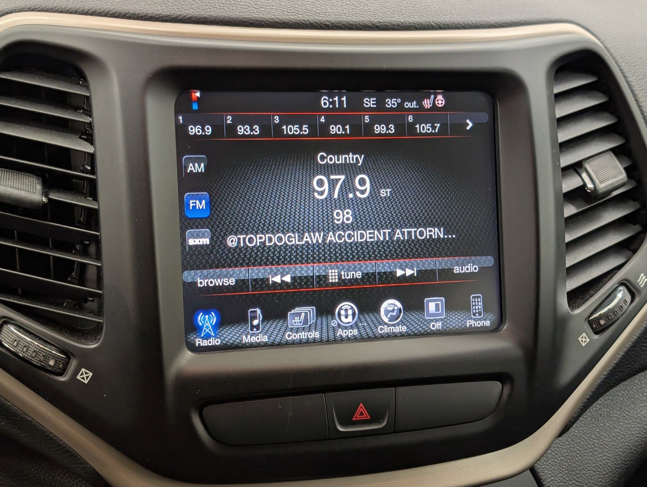 Used 2015 Jeep Cherokee Latitude w/ Cold Weather Group image 23